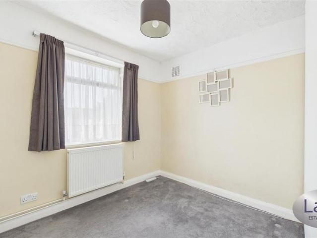 2 bedroom maisonette to rent