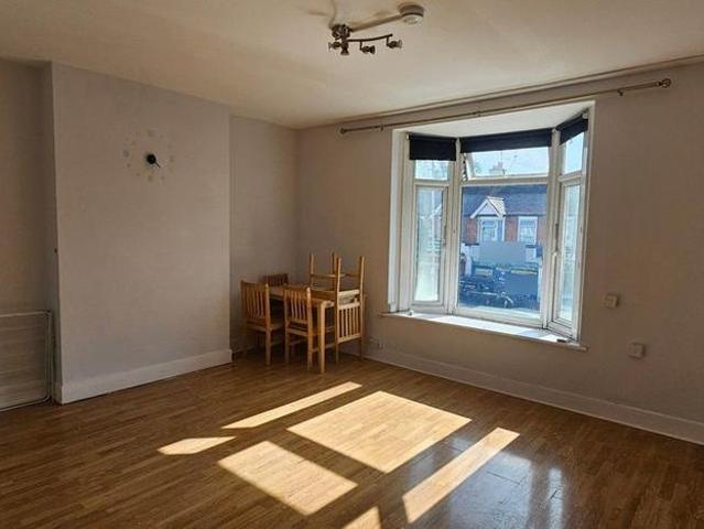 2 bedroom maisonette to rent