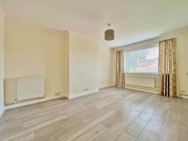 2 bedroom maisonette to rent