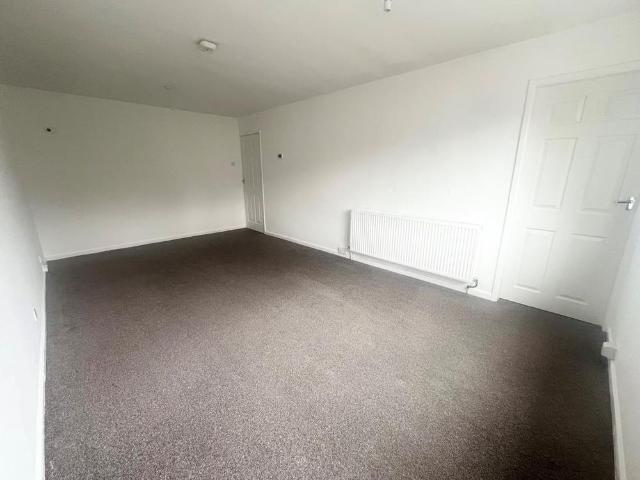 2 bedroom maisonette to rent