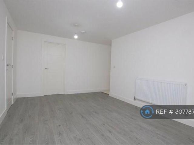 2 bedroom maisonette to rent