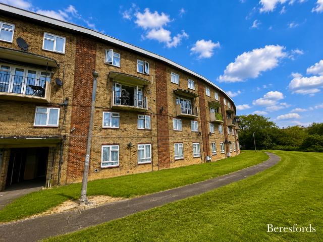 2 bedroom maisonette to rent