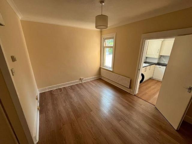 2 bedroom maisonette to rent