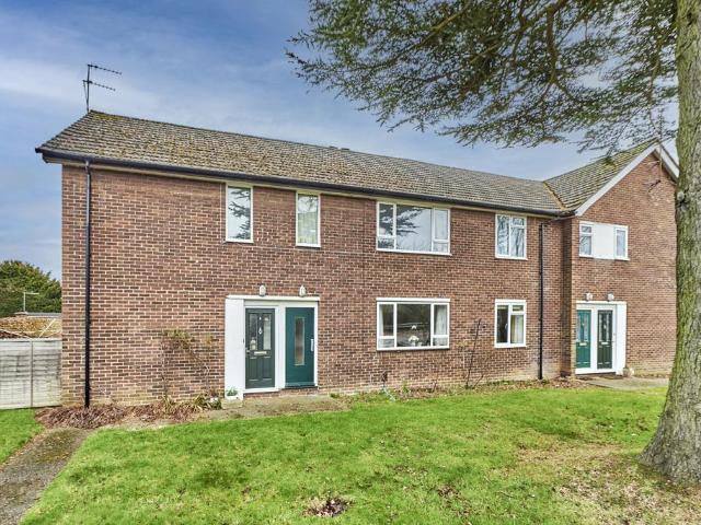 2 bedroom maisonette to rent
