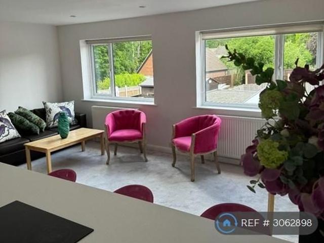 2 bedroom maisonette to rent