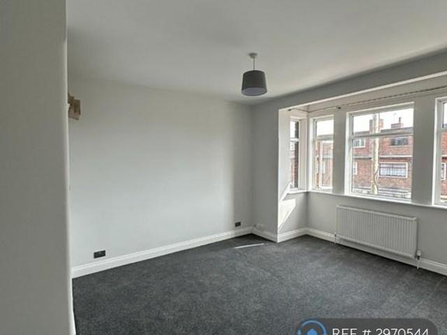 2 bedroom maisonette to rent