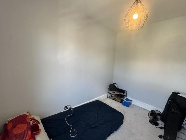 2 bedroom maisonette to rent