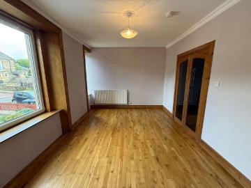 2 bedroom maisonette to rent