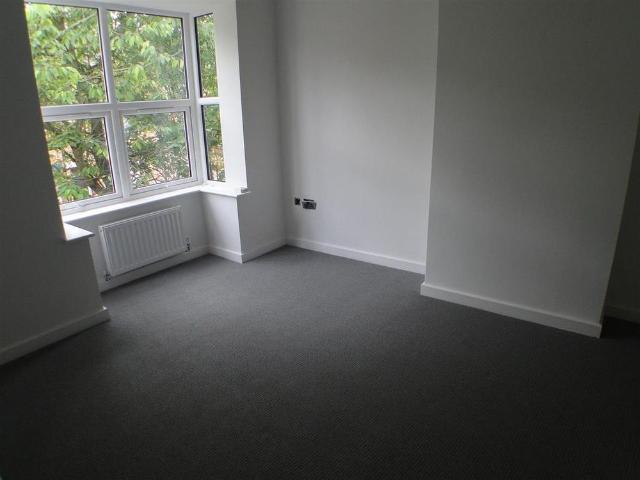 2 bedroom maisonette to rent