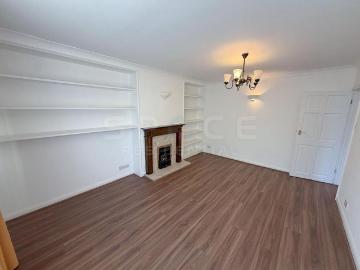2 bedroom maisonette to rent