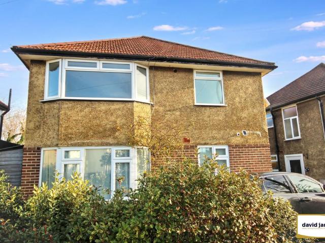 2 bedroom maisonette to rent