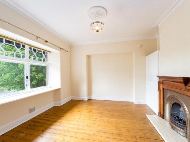 2 bedroom maisonette to rent