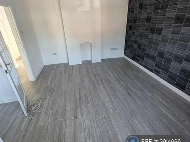 2 bedroom maisonette to rent