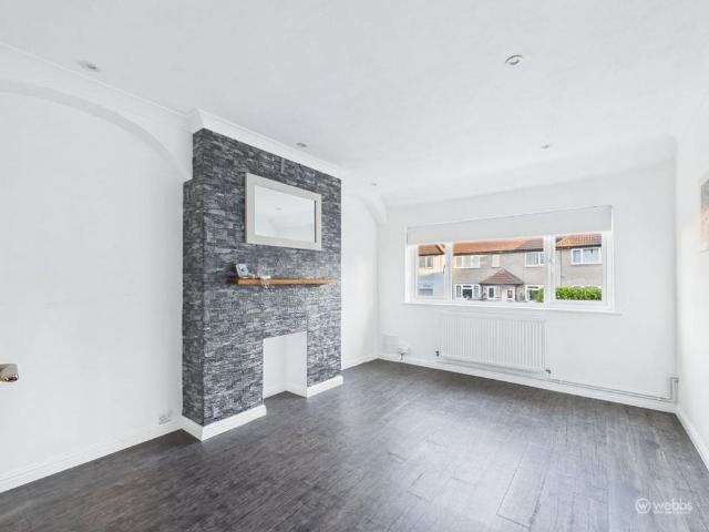 2 bedroom maisonette to rent