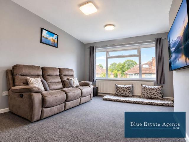 2 bedroom maisonette to rent