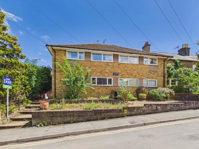 2 bedroom maisonette to rent