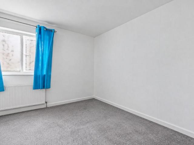 2 bedroom maisonette to rent