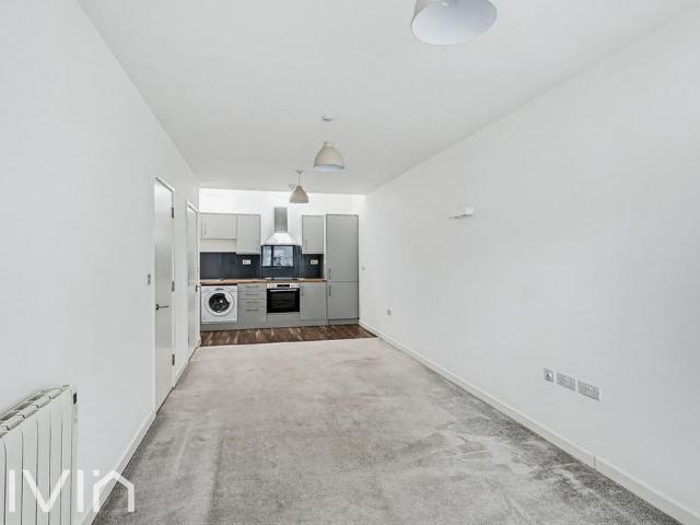 2 bedroom maisonette to rent