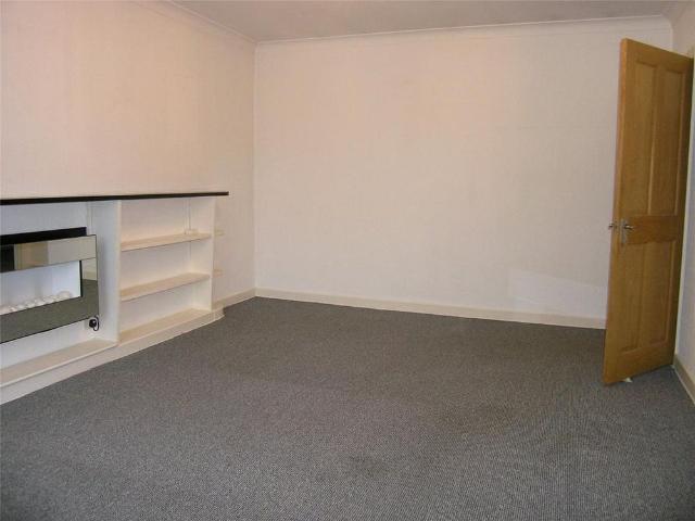 2 bedroom maisonette to rent