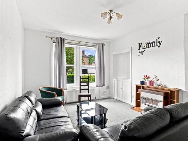 2 bedroom maisonette to rent