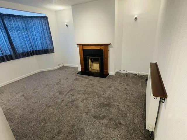 2 bedroom maisonette to rent