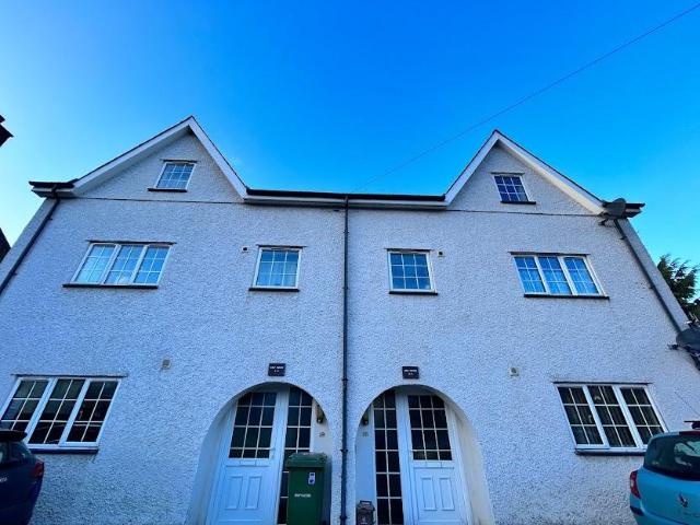2 bedroom maisonette to rent