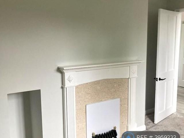 2 bedroom maisonette to rent