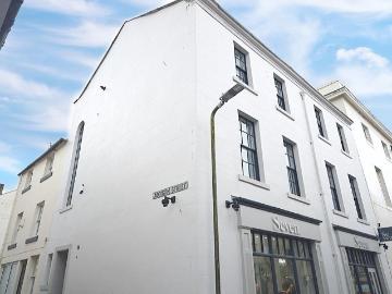 2 bedroom maisonette to rent