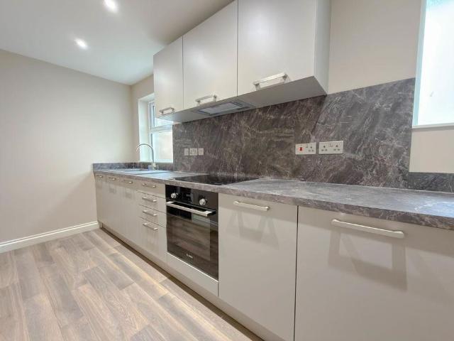 2 bedroom maisonette to rent