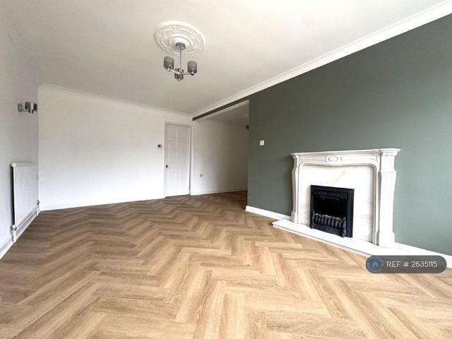 2 bedroom maisonette to rent