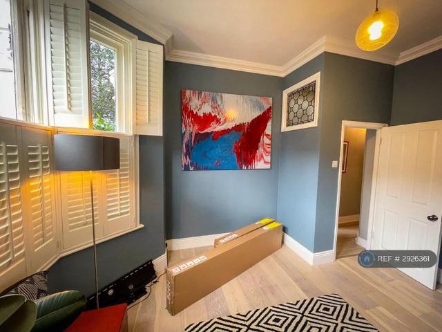 2 bedroom maisonette to rent