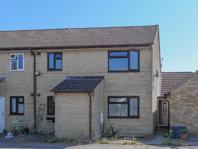 2 bedroom maisonette to rent