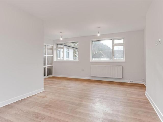 2 bedroom maisonette to rent