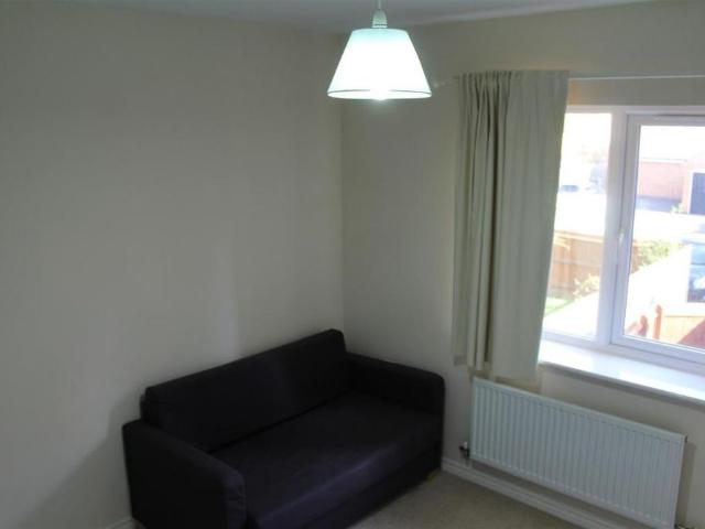 2 bedroom maisonette to rent
