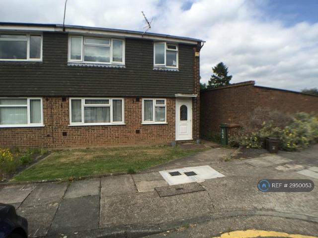 2 bedroom maisonette to rent