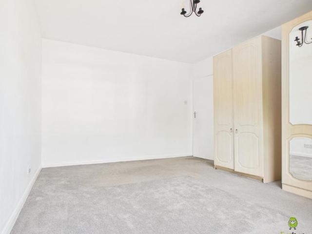 2 bedroom maisonette to rent