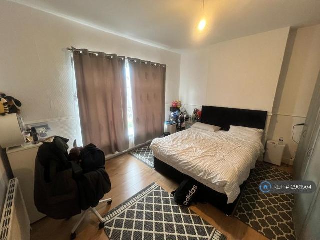 2 bedroom maisonette to rent