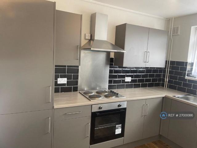 2 bedroom maisonette to rent