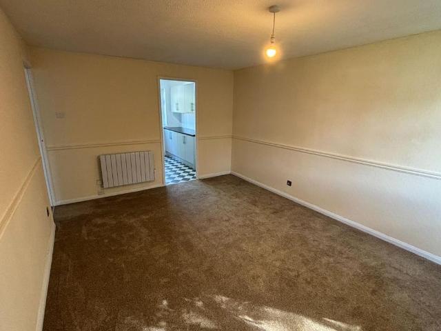 2 bedroom maisonette to rent