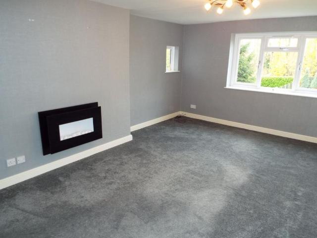2 bedroom maisonette to rent