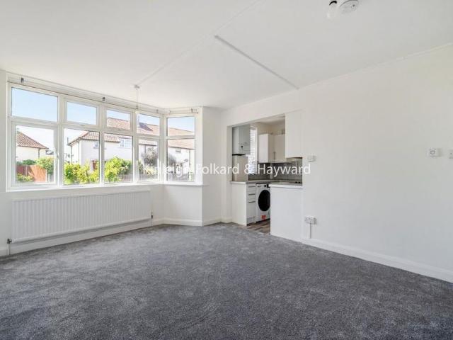2 bedroom maisonette to rent