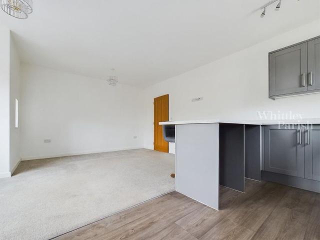 2 bedroom maisonette to rent