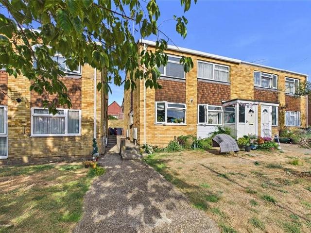 2 bedroom maisonette to rent
