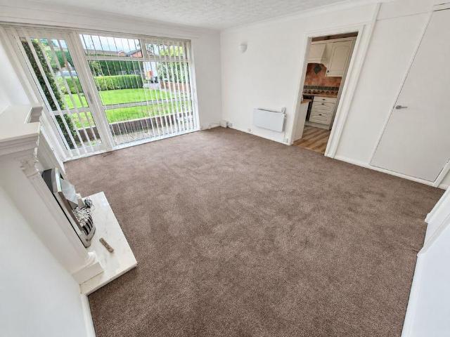 2 bedroom maisonette to rent