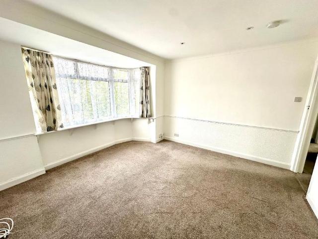 2 bedroom maisonette to rent