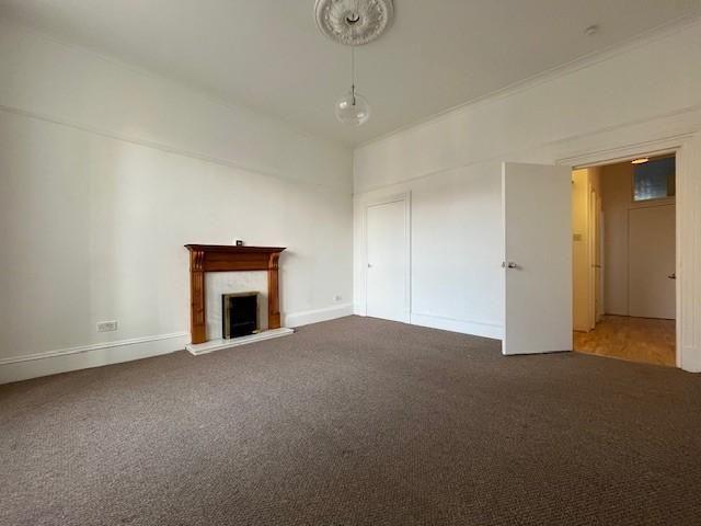 2 bedroom maisonette to rent