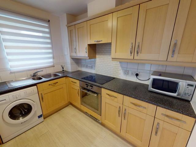 2 bedroom maisonette to rent