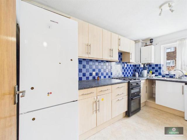 2 bedroom maisonette to rent