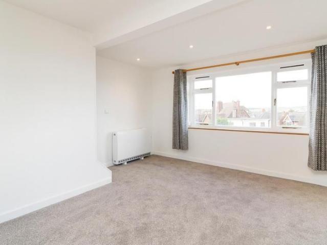 2 bedroom maisonette to rent
