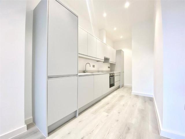 2 bedroom maisonette to rent
